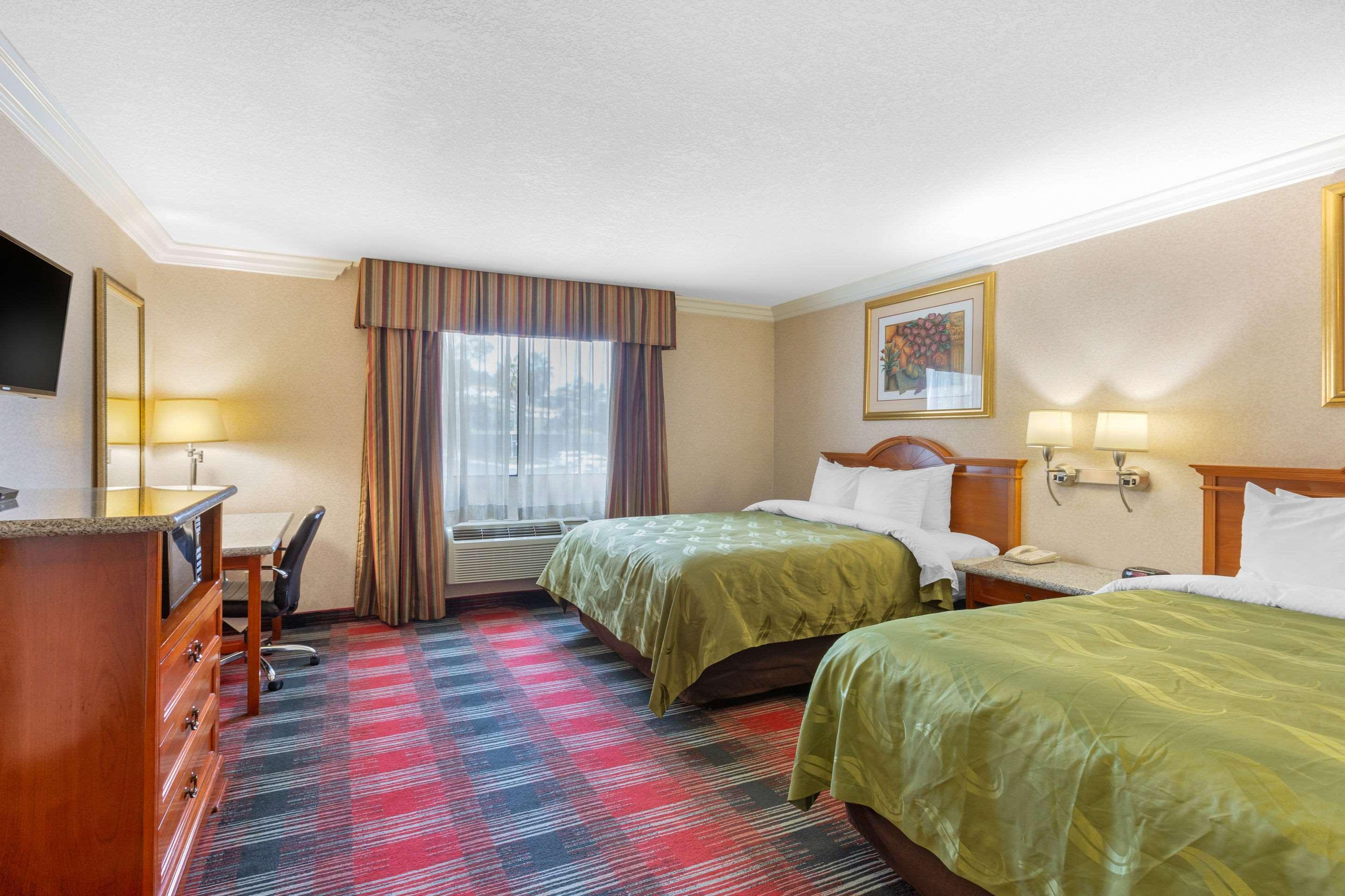 Quality Inn & Suites Oceanside Near Camp Pendleton Eksteriør billede