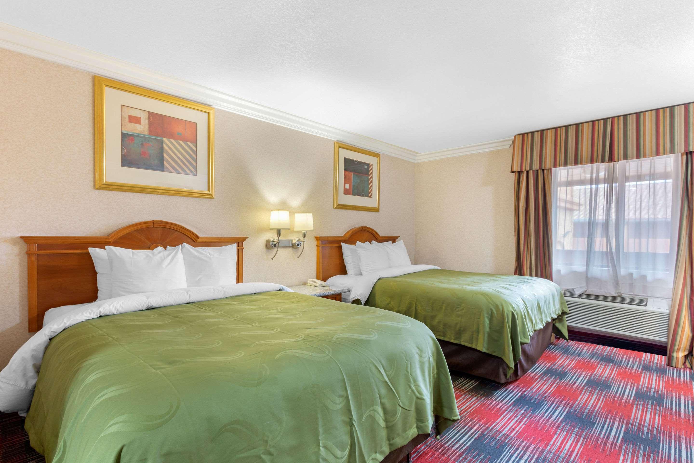 Quality Inn & Suites Oceanside Near Camp Pendleton Eksteriør billede