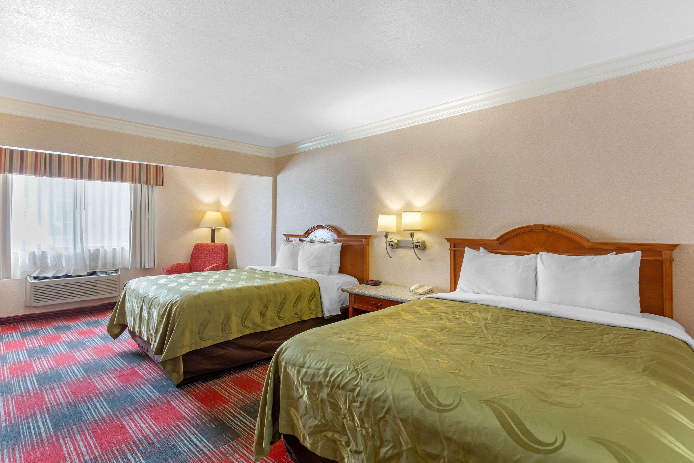 Quality Inn & Suites Oceanside Near Camp Pendleton Eksteriør billede